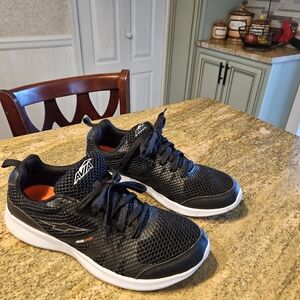 Mens Avia Black Mesh Sneakers with White Soles Sz 10.5